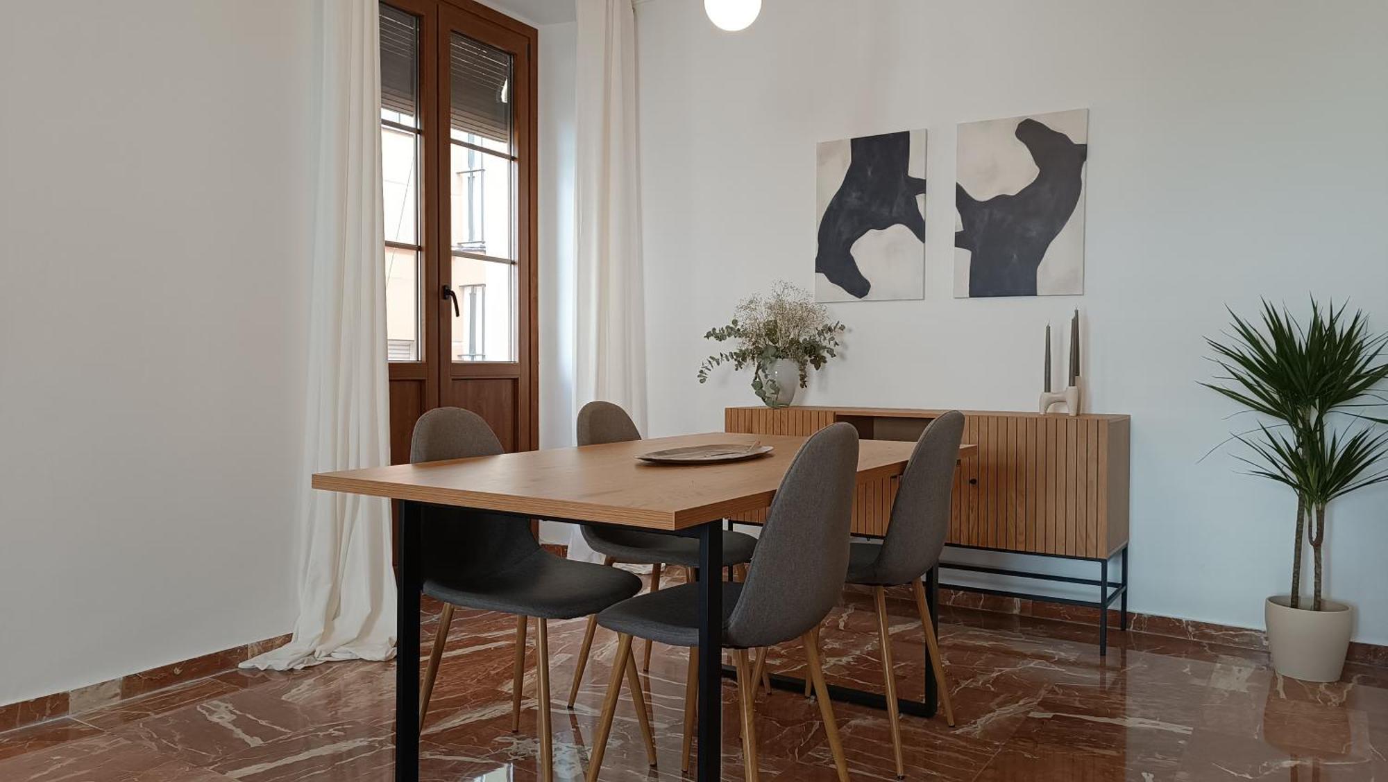 Sherryflat Toran Apartment